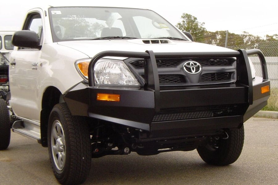Toyota Hilux Bullbar Front